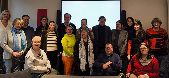 Mitglieder des DBR-Arbeitsausschuss stehen für ein Gruppenbild zusammen.